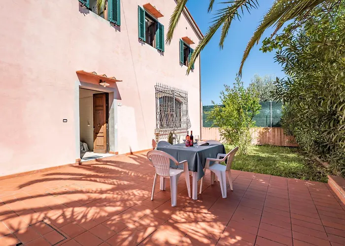 Apartment La Rada